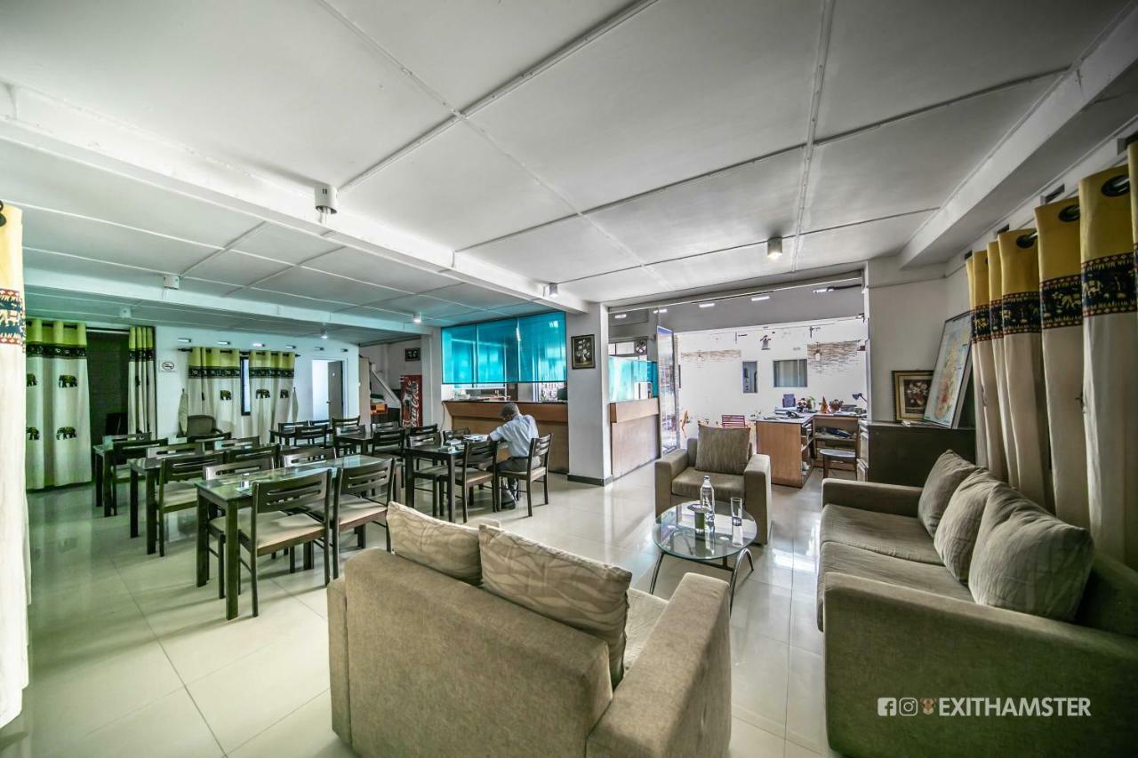 Charlton Kandy City Rest Εξωτερικό φωτογραφία